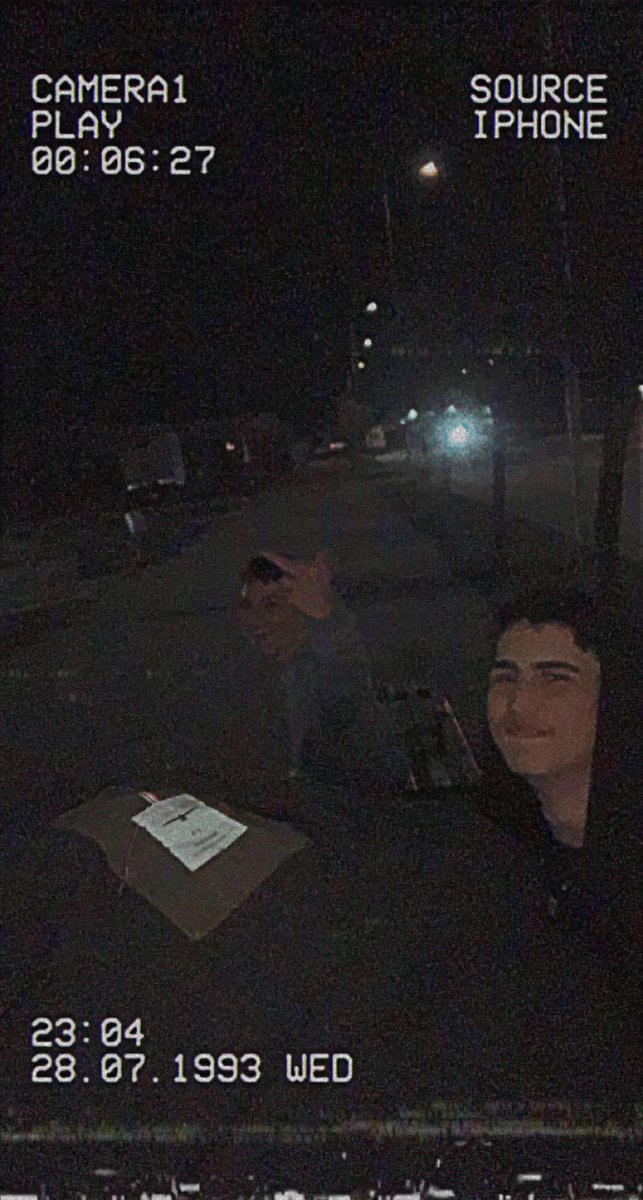 Andiski1's tweet photo. ghost boni foto https://t.co/SiuRCvsIW1