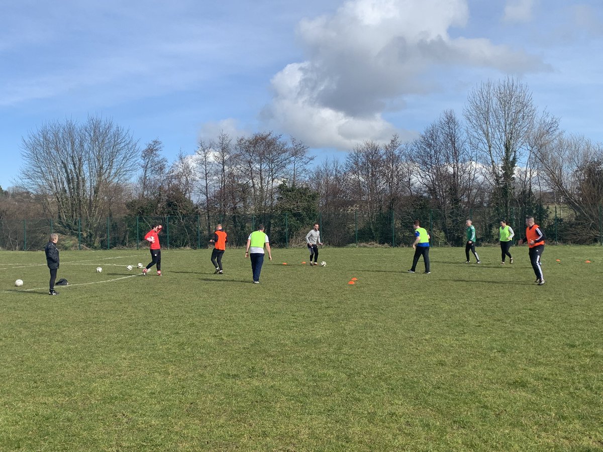 A really enjoyable few days delivering  the @FAICoachEd PDP1 Coaching Course. Well done to all participants on the course this weekend 👏