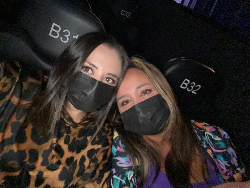 consenoe's tweet photo. @ConnectedBts Ya estamos dentro del cine!!!!! https://t.co/o3AXKLbpXJ