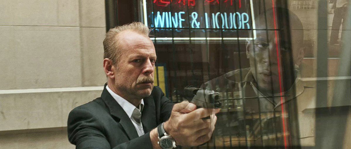 rafagambin's tweet photo. #16Blocks #16Calles
(2006, Richard Donner) https://t.co/nKFc5zwrMb