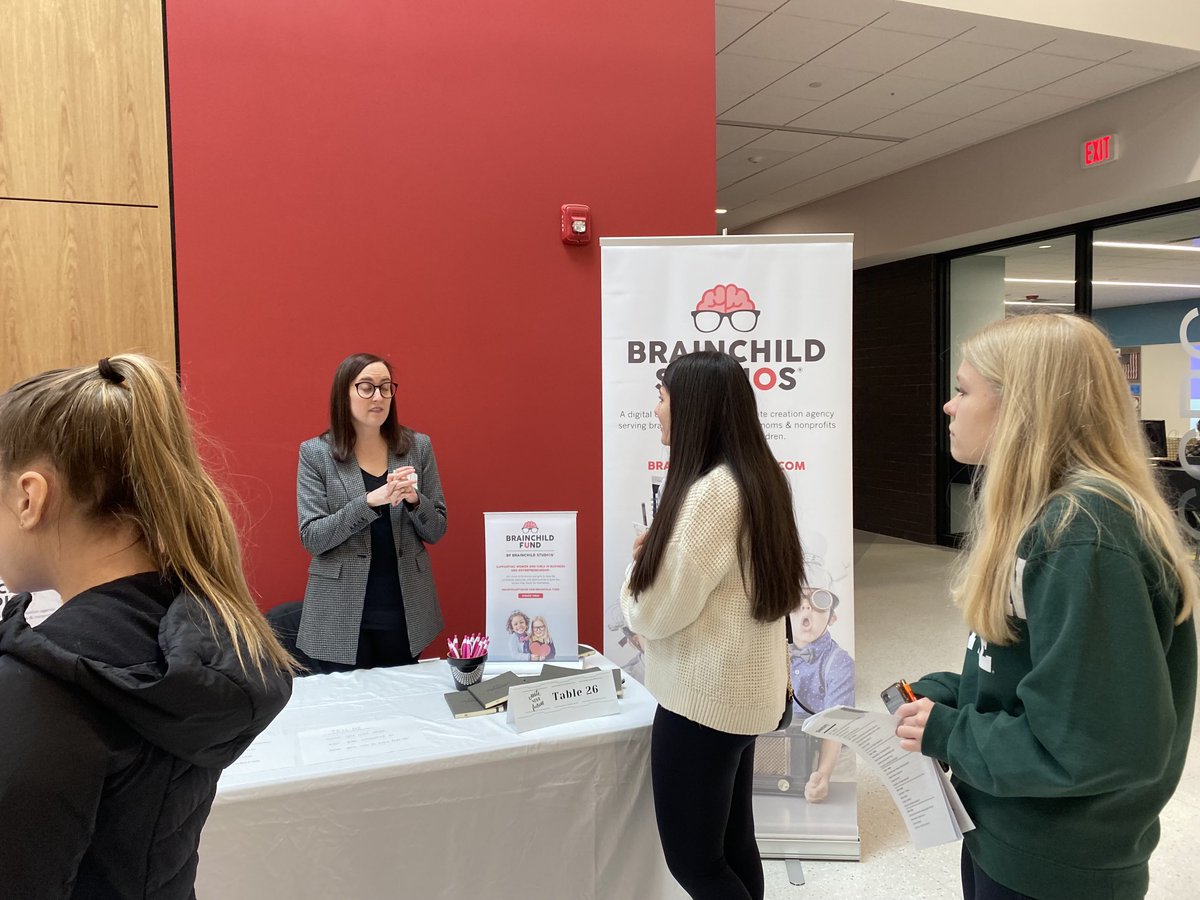 LauraWilkens3's tweet photo. ⁦@Maine_207⁩  @Maine_South so pleased to host ⁦@NerdGirlSuccess⁩ and this amazing group of professional women as they inspire the next generation of leaders! https://t.co/GYA2HUubAM