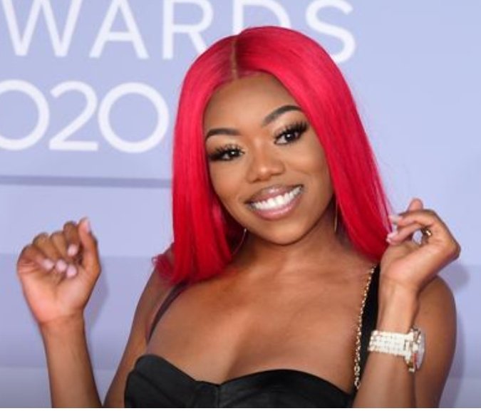 FemceeRadio's tweet photo. ❤❤❤❤ @LadyLeshurr https://t.co/M6lDY7UNGS