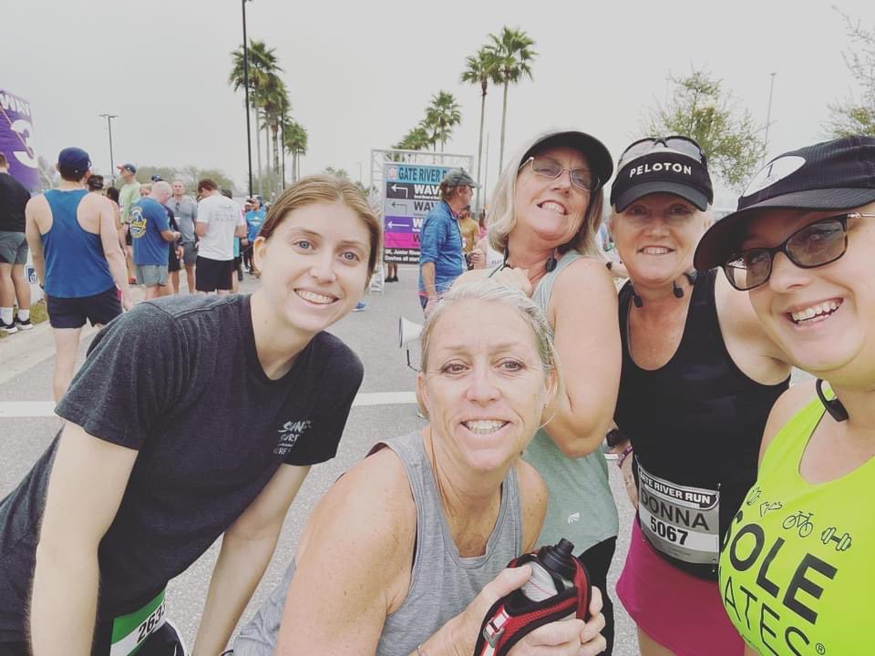 BaristaAllison's tweet photo. The @gateriverrunjax was amazing! It was great running with friends &amp; family! This is my 7th River run and 2nd year doing a charity run for @GOTRNEFL and I plan to do it every year!! Thanks to all who donated!!! https://t.co/SXwTrg6hvM