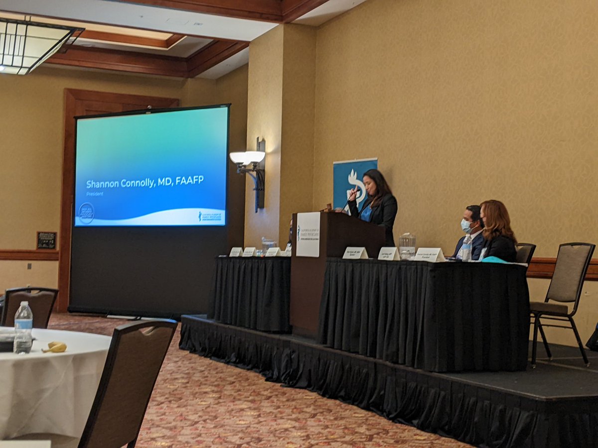 nalhansen's tweet photo. #AMAM2022 "Flexibility is a Family Medicine superpower." Love this @drsconnolly https://t.co/yCrgf2bB7V