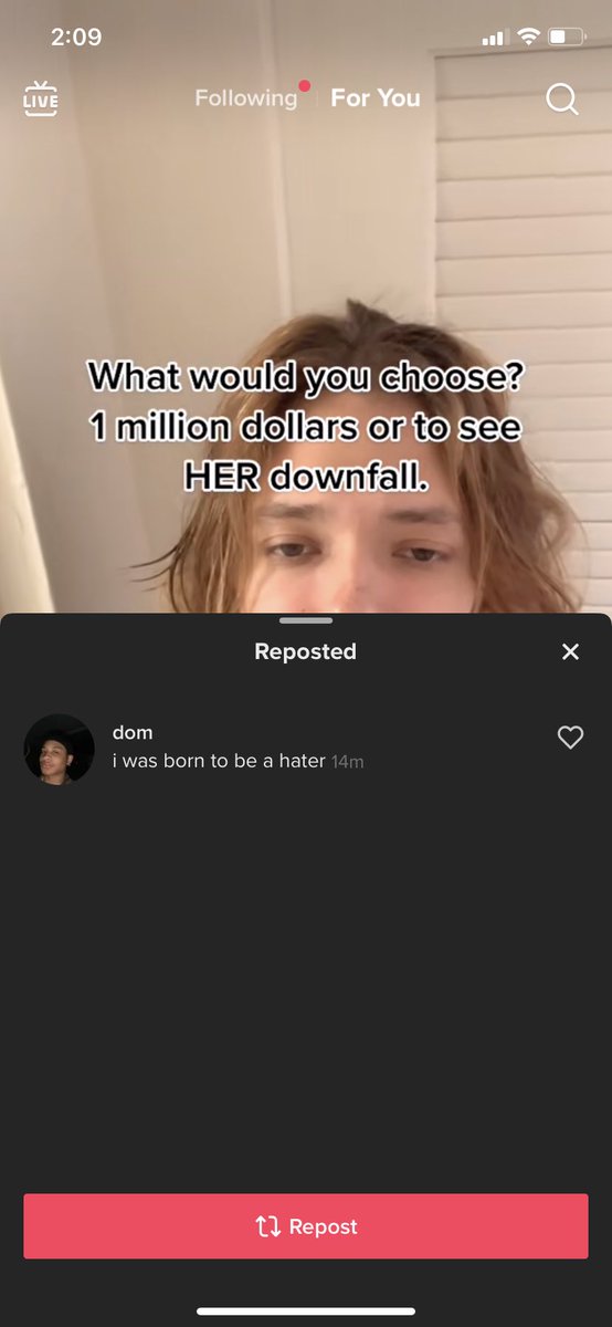 What’s this guys deal?

Same tho💯