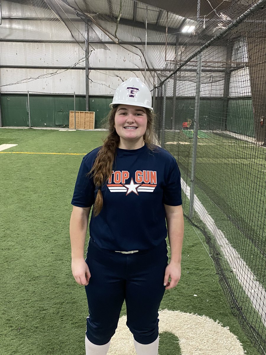 softballSTL's tweet photo. Great workout today. @FischerAliviah put in big work and got picked for hard hat! Great job Liv, well deserved. #cornerwork #hardhat #hardworkdedication https://t.co/O6kCUcXJBI
