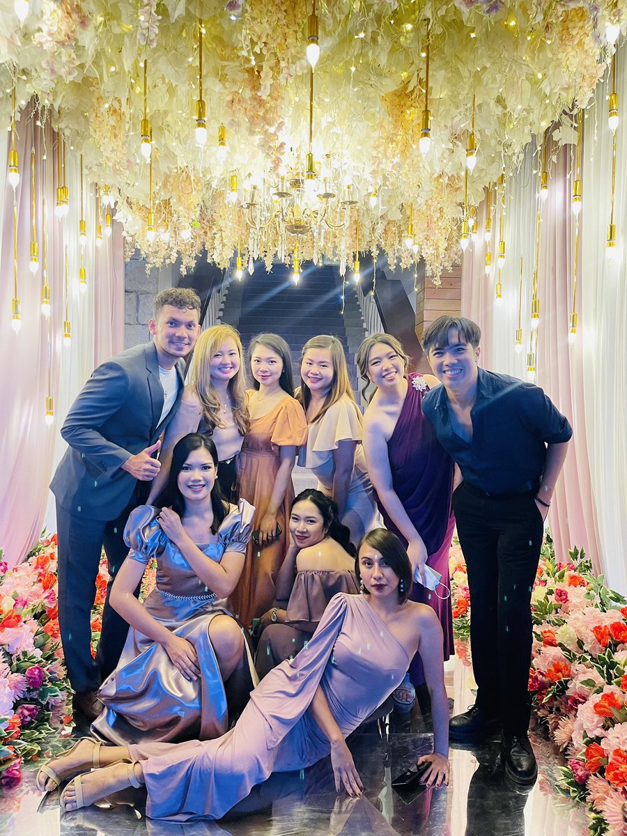 _jomsaparis's tweet photo. Friendship na pang til death do us part.
#est2011 https://t.co/V2RhrhczZY