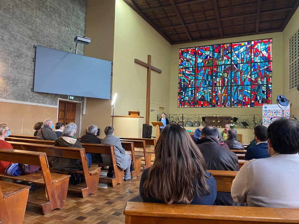 La librairie Jean Calvin était présente au temple de Nantes pour la conférence sur "Protestantisme et Handicap" avec Isabelle Bousquet de la @Fonda_John_BOST