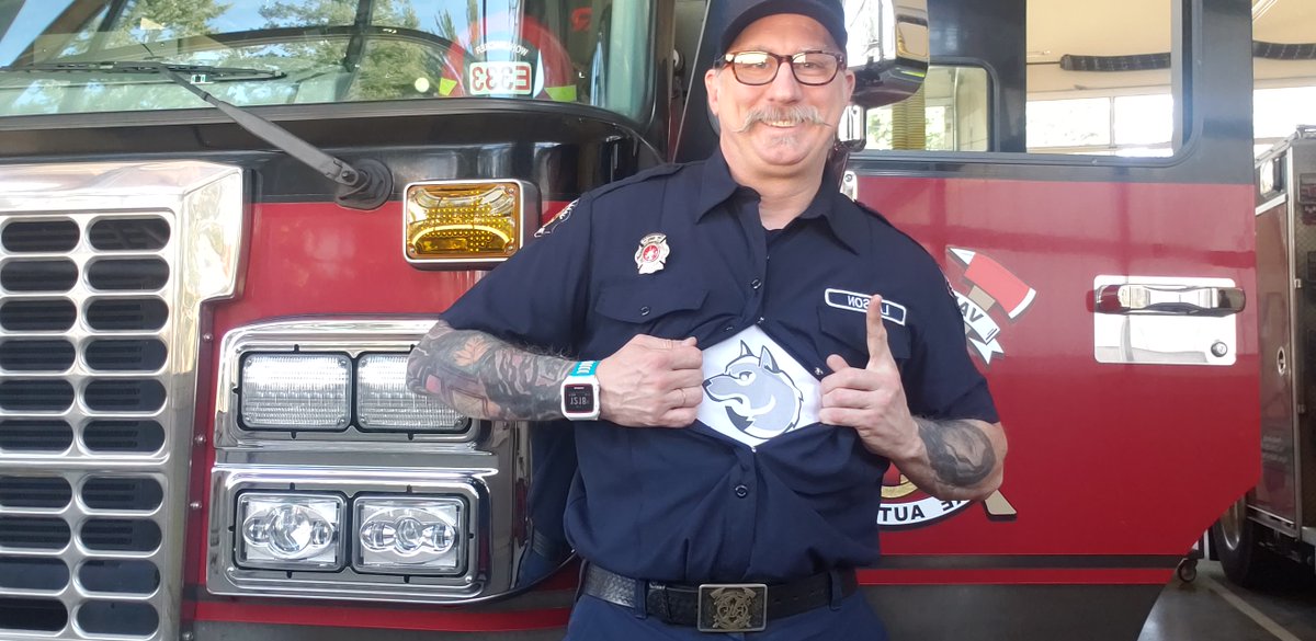 dogmantra's tweet photo. Streaming from the fire station in Seattle, WA. Andover FTW! @kstc45 @andoverhshockey #stateOfHockey #prep45 https://t.co/iUX8Z8UJCh