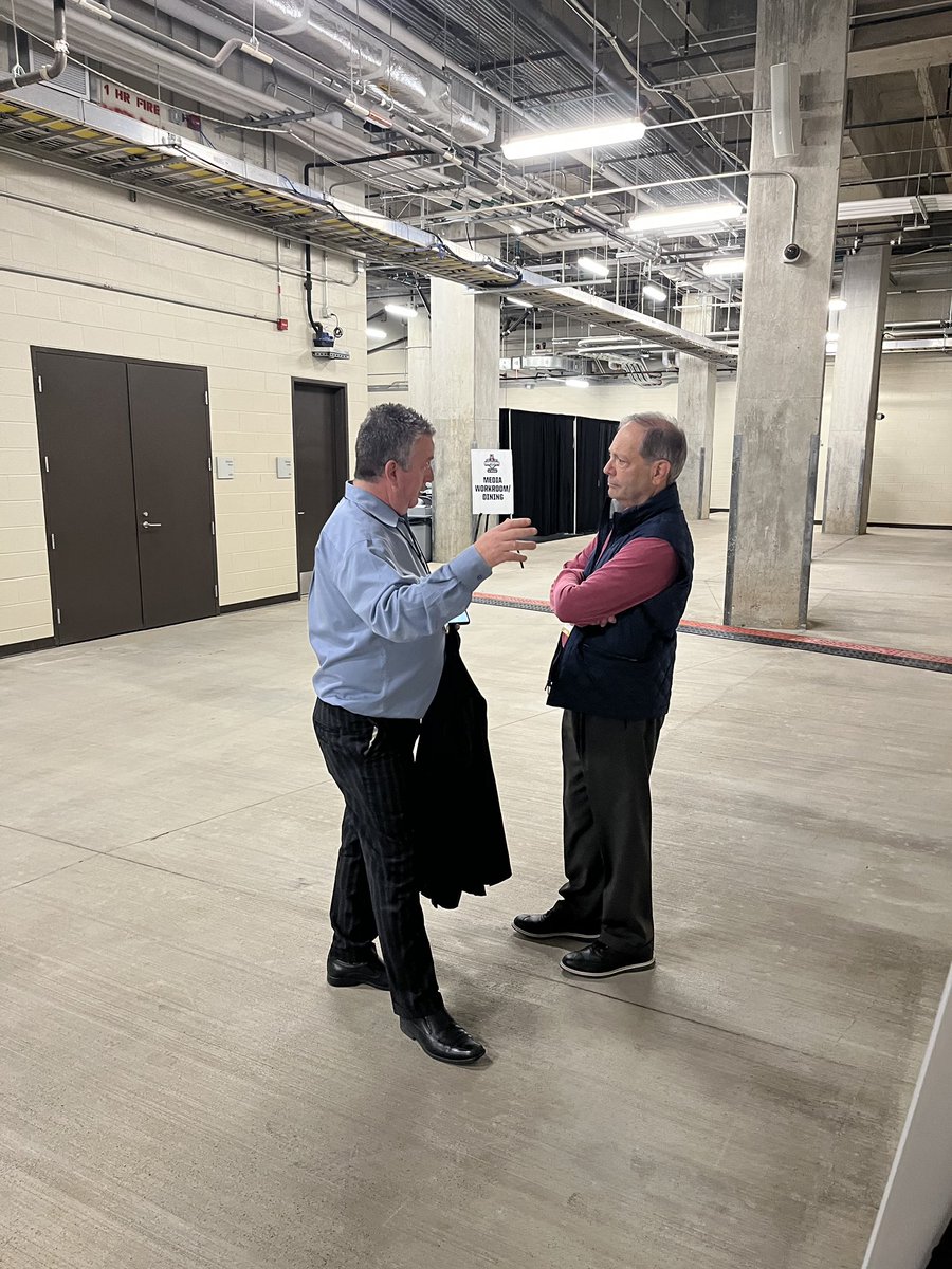 chrisjfarrow's tweet photo. Look who I ran into during #ChampWeek. One of my best all-time bosses โก๏ธ Jim Marchiony. He hired me @NCAA in the fall of 1996 in Overland Park, KS. True story: my 1st #NCAAProductions trip was to the #NCAAVolleyball regionals in Hawaii ๐๐๐โ๏ธ 1st class. ๐ธ credit: JD Hamilton https://t.co/9nNSysbJ4R