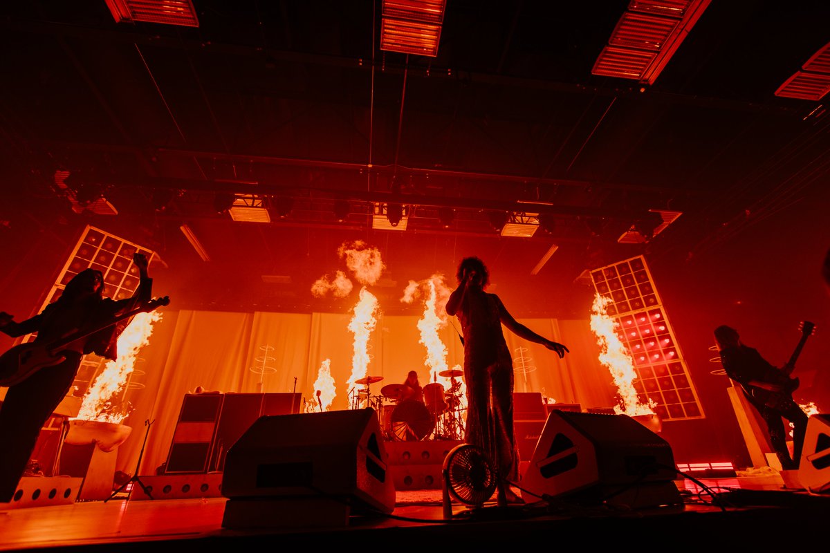 GretaVanFleet's tweet image. Dreams In Gold Tour 2022 is off to an electric start already. Let's celebrate tonight, Grand Rapids.