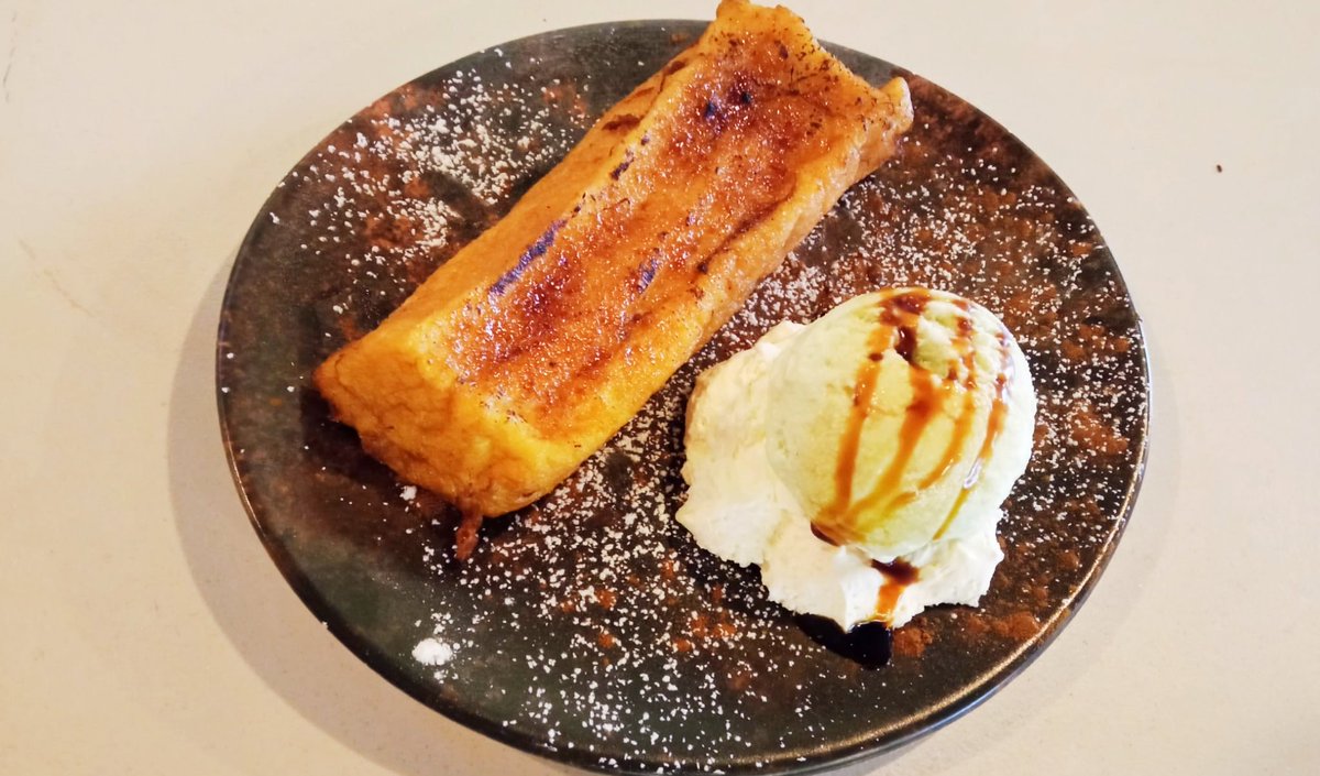 rinconcito_ts's tweet photo. Torrija brioche con helado de cardamomo https://t.co/zSecdGcFbx
