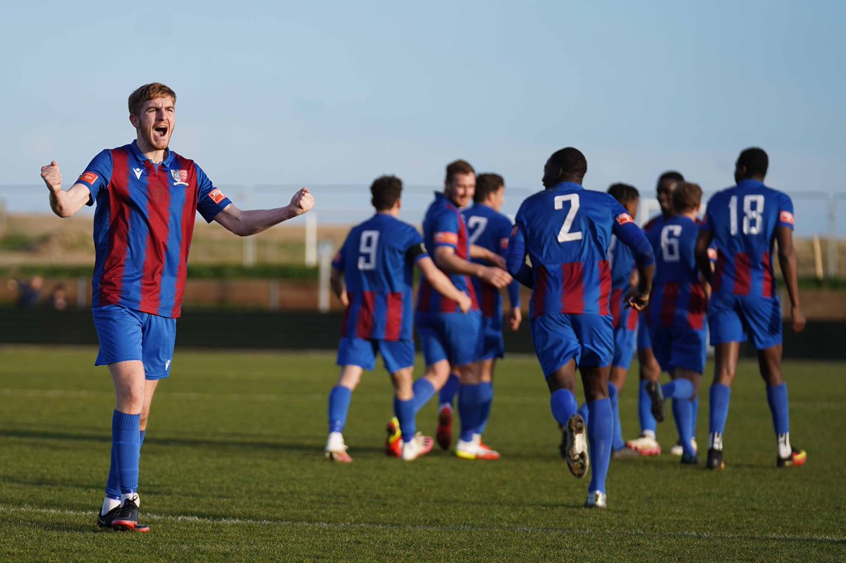 MaldonTiptreeFC's tweet photo. Goodnight 💪🏼
#Jammers 🍓 #MALDER https://t.co/Psx4TNVtCB