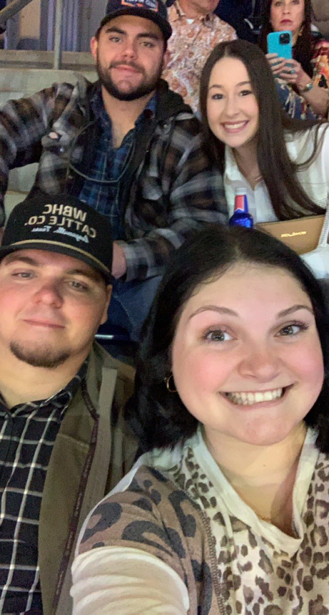 m_alycee's tweet photo. #RodeoHouston https://t.co/N9ruLCqz3n