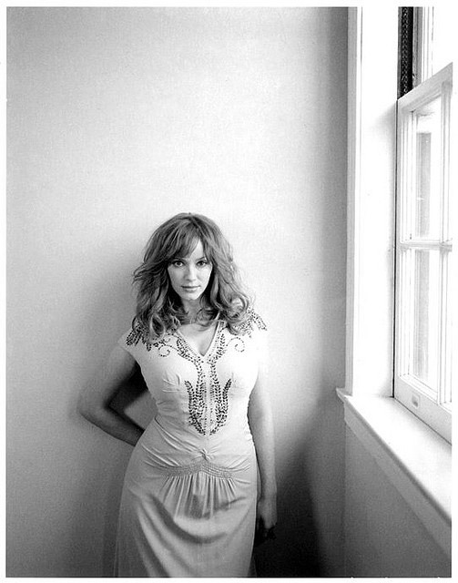 jatustein's tweet image. #christinahendricks #Americanactress #formermodel #photography