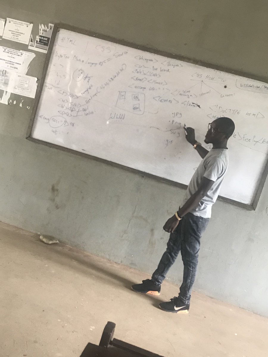 gdsc_polyibadan's tweet photo. We held our first physical session yesterday.
It was a physical study jam for our ongoing bootcamp.

It turned out to be really productive. https://t.co/AGas6uI4cC