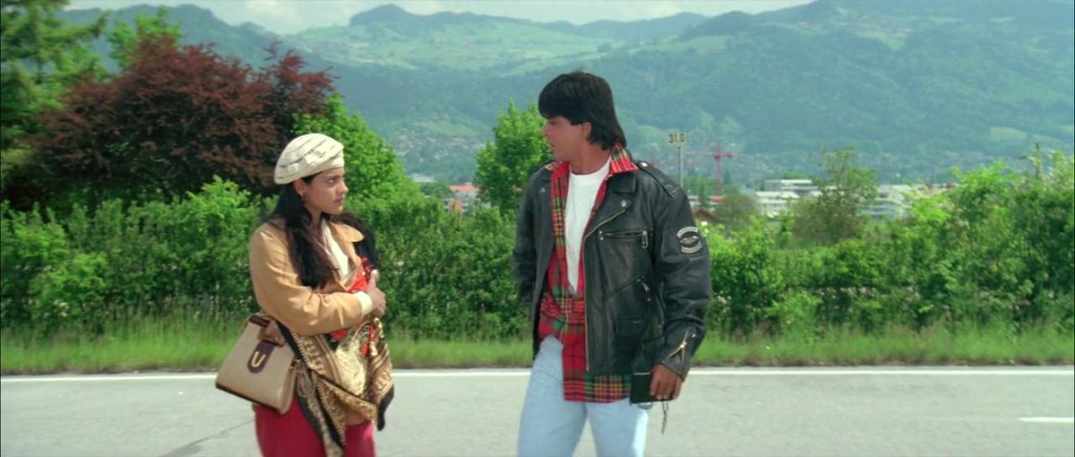 juniper_girl's tweet photo. Kajol and Shah Rukh Khan's 90s outfits from Dilwale Dulhania Le Jayenge (Aditya Chopra, 1995) https://t.co/Xwgxtk4WZ7