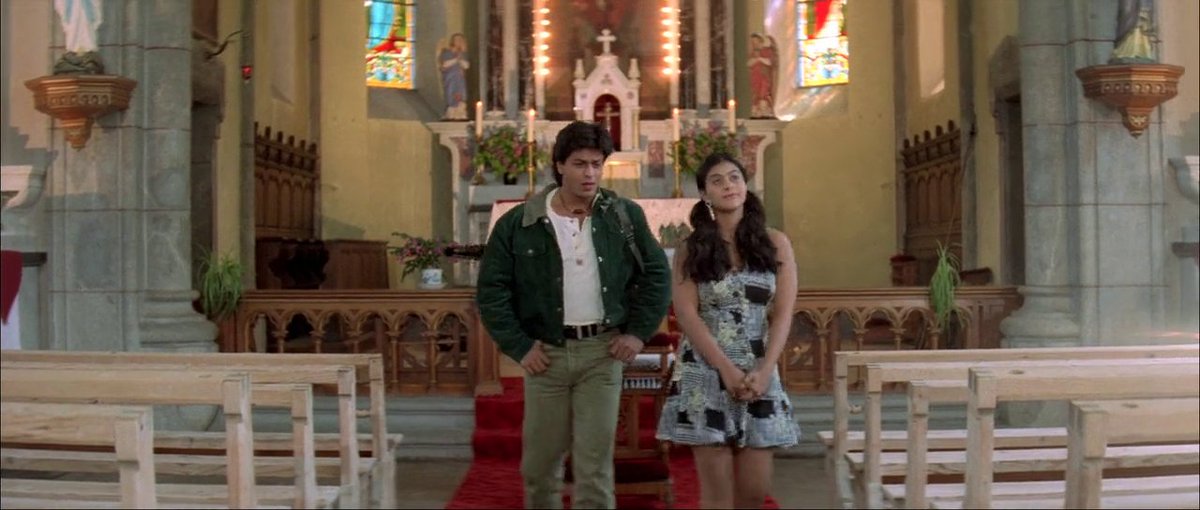 juniper_girl's tweet photo. Kajol and Shah Rukh Khan's 90s outfits from Dilwale Dulhania Le Jayenge (Aditya Chopra, 1995) https://t.co/Xwgxtk4WZ7