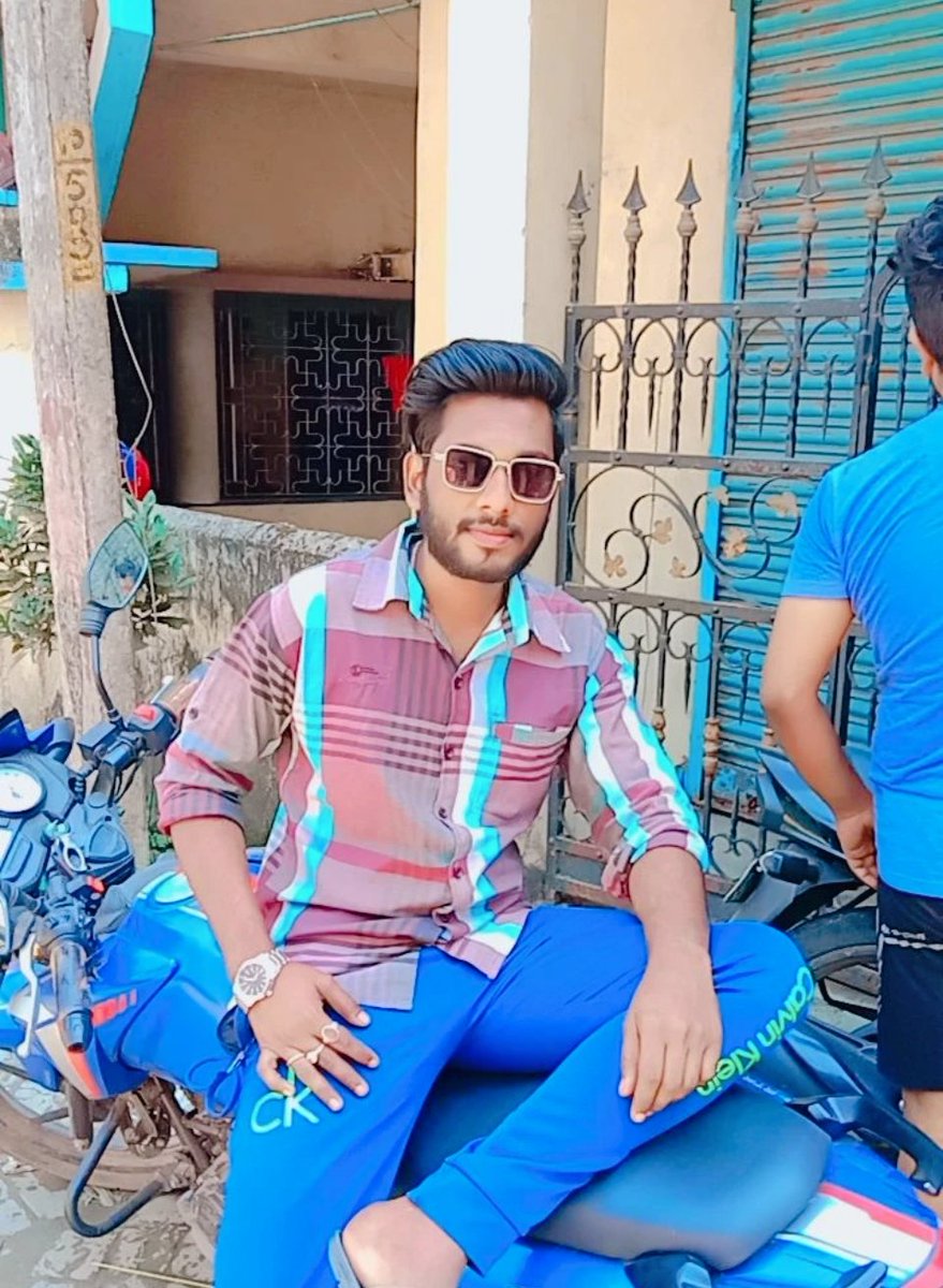 bittuthedon7's tweet photo. Emni..❤ @KanthuaPriya https://t.co/Bj4MsXifxV