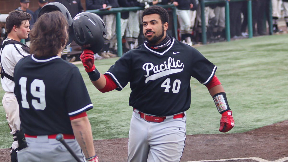 goboxers's tweet photo. The bats were on fire on Saturday afternoon as @BoxersBaseball blasted 9️⃣ home runs to sweep the doubleheader at Whitworth, clinching the series victory.

Lovings mashed three homers and Yukumoto hit a pair of long balls in the game two win

📰: https://t.co/0SW7sb0Mdv

#GoBoxers https://t.co/7uwAWqnQOG