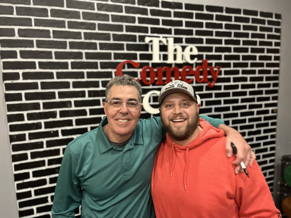 drewhay65's tweet photo. @adamcarolla great Pod, thank you for a fun Kansas City night https://t.co/xtoYlaciat