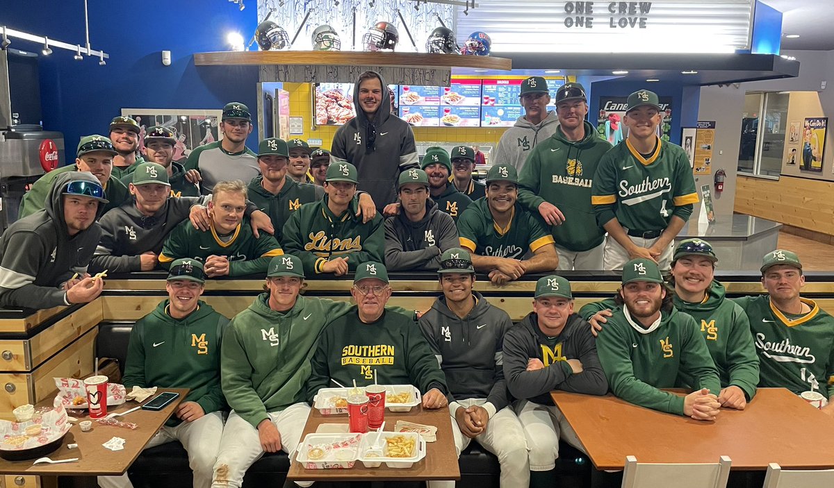 MSSUBaseball's tweet photo. A BIG THANKS to Clyde VanWey for feeding our team! Clyde is one of our biggest supporters @clyde_vanwey https://t.co/dipEwJ9PgM