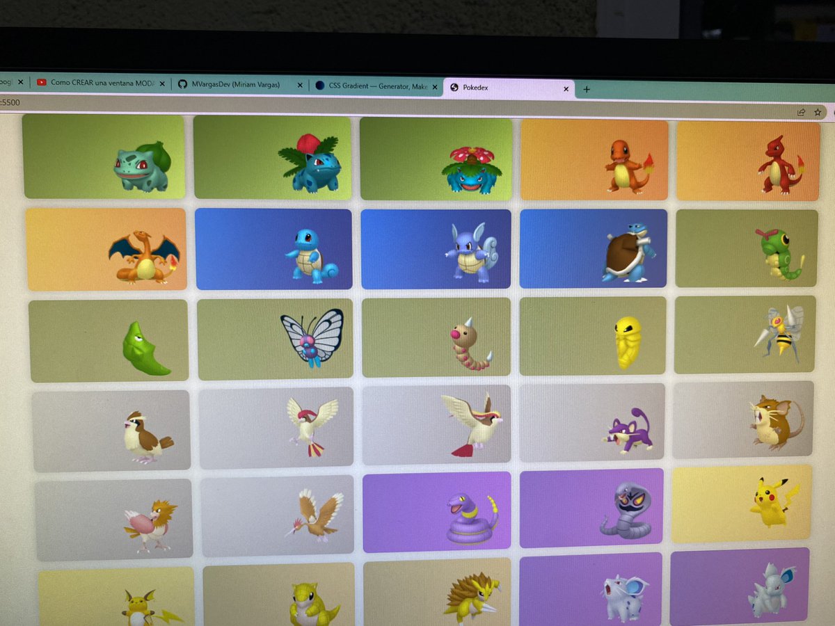 MimiNogajack's tweet photo. Yo: voy a practicar desarrollo web. -Se pone a hacer una Pokédex- 🙃 https://t.co/JAPnOOQGK4
