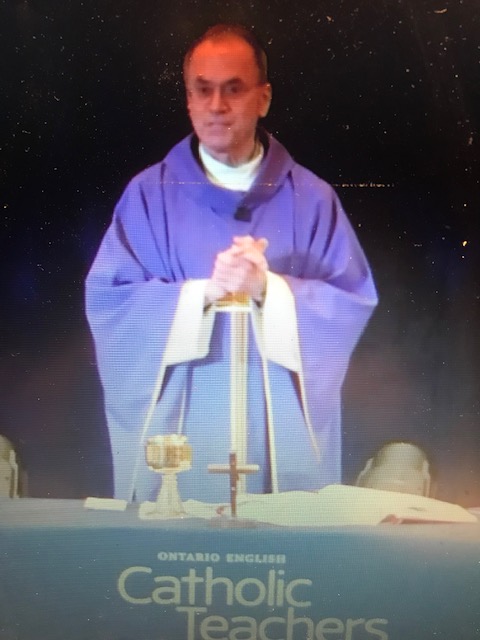 The mass for #CatholicTeachers at AGM welcomes all.  #OECTAAGM22