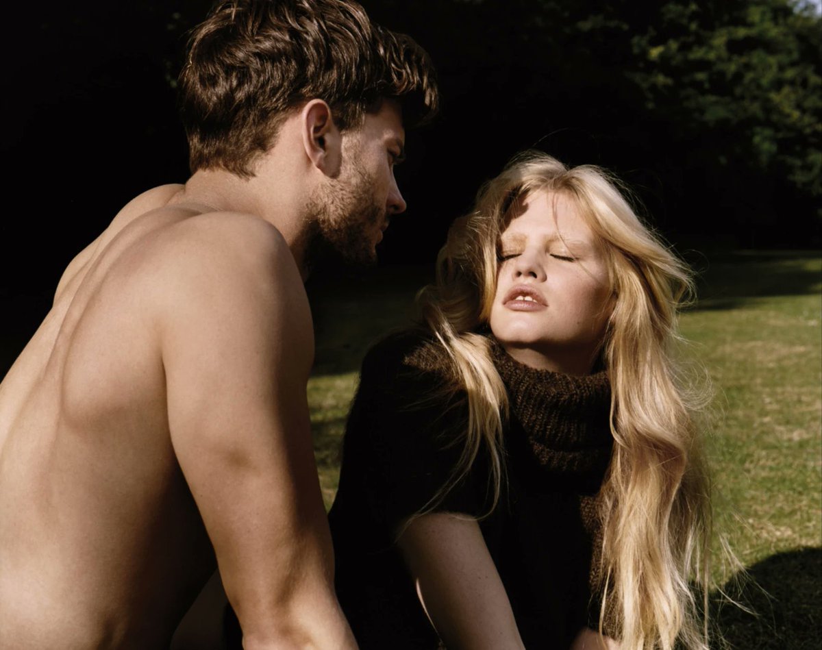 lunardeiity's tweet photo. lara stone and jamie dornan by alasdair mclellan &amp; edward enninful for id magazine, winter 2009. https://t.co/MCu0a3WRDE