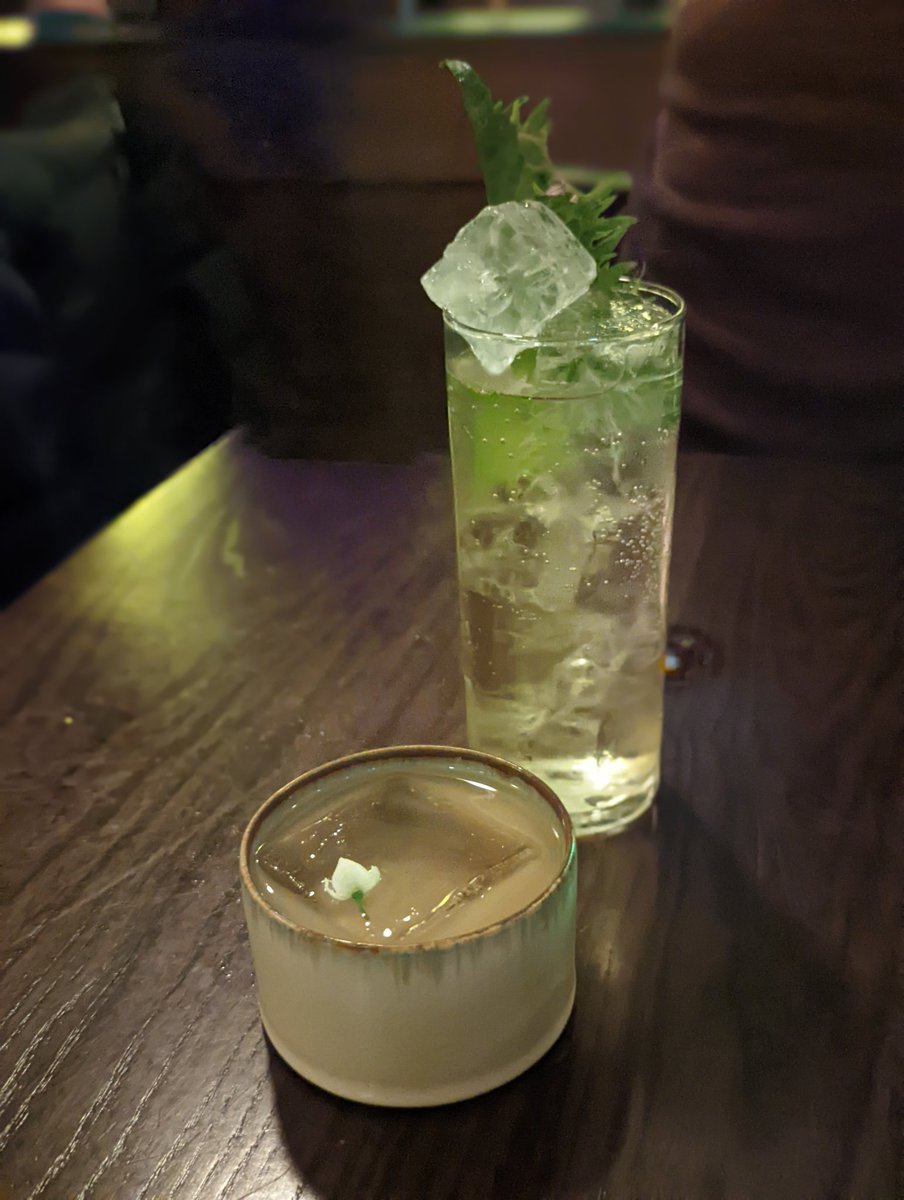 HRK165415's tweet photo. 2年ぶりのパリカクテルウィークが、日本フューチャーだったので行ってきたよ🍸✨✨ポン酢を使ったカクテルとか、日本にあるんかな??美味しかったよ!! #パリ #pariscocktailweek https://t.co/Gh4O5ThLav