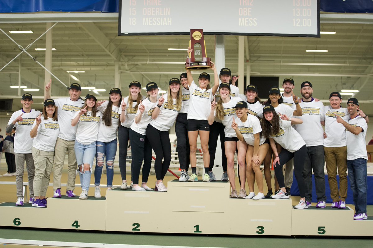 Loras College Duhawks tweet media