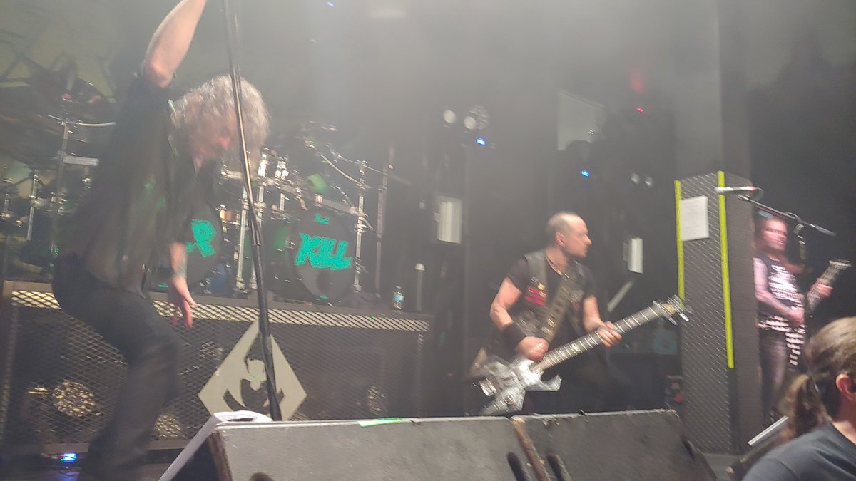 MSL_Eric's tweet photo. @OverkillBand Necks were definitely wrecked in Joliet... #thrash https://t.co/TI4cZIWGTV