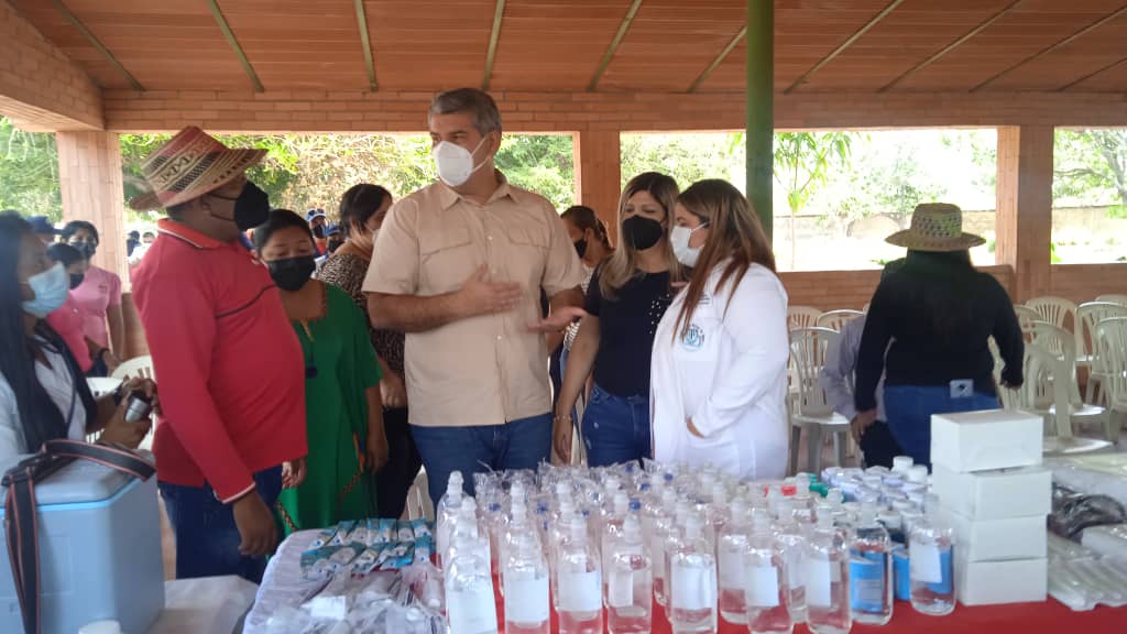 Gracias a Dios Todopoderoso que nos permite realizar estás acciones que nos llenan de amor y satisfacción, hoy nos fuimos al Establecimiento Psiquiátrico de Larga Estancia, La Sierrita para entregar alimentos, medicamentos, insumos, calzados, colchones y uniformes.
#SaludMental