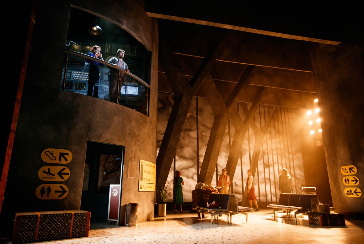 Over two years in the making, thwarted by the pandemic we at last got to the premiere of #Flight in <a href="/dovecomposer/">Jonathan Dove</a> 's specially <a href="/RCStweets/">Royal Conservatoire of Scotland</a> 's specially commissioned reorchestration! Conducted by <a href="/MatthewKWaldren/">Matthew Kofi Waldren</a> and directed by #JamesBonas