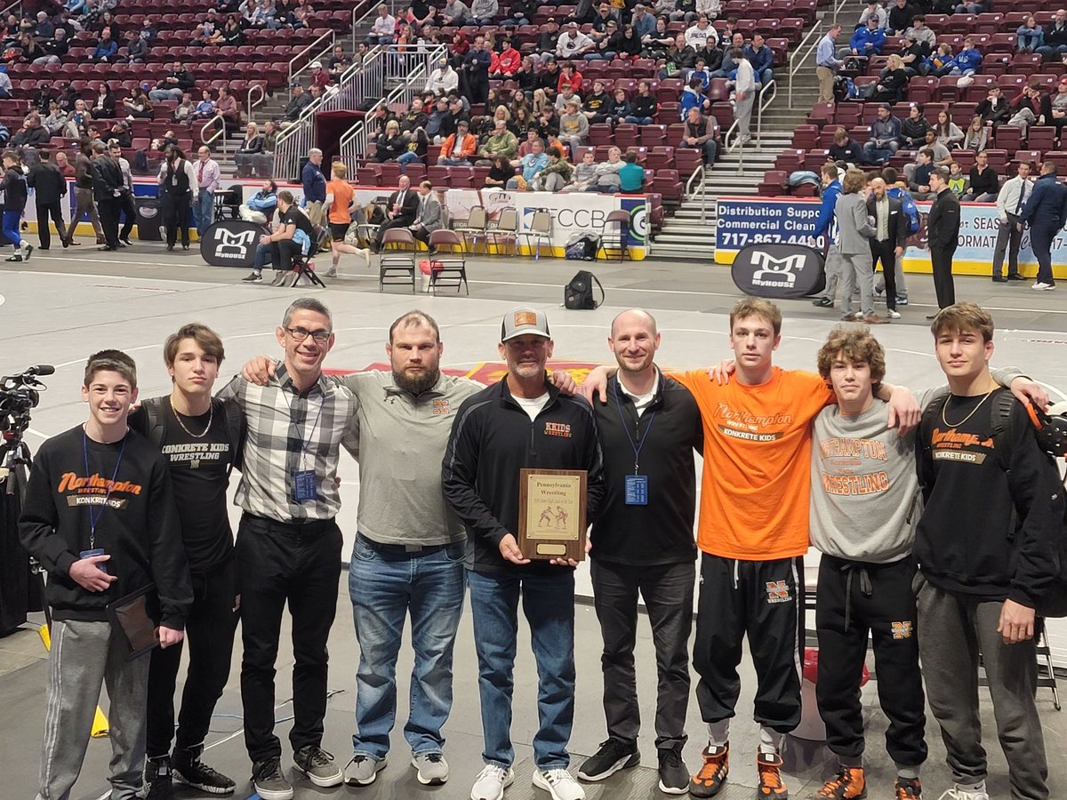 KKidWrestling's tweet photo. Huge congratulations to the PIAA Junior High State Coach of the year Jim Derr!!! https://t.co/rCnrobd5Hf