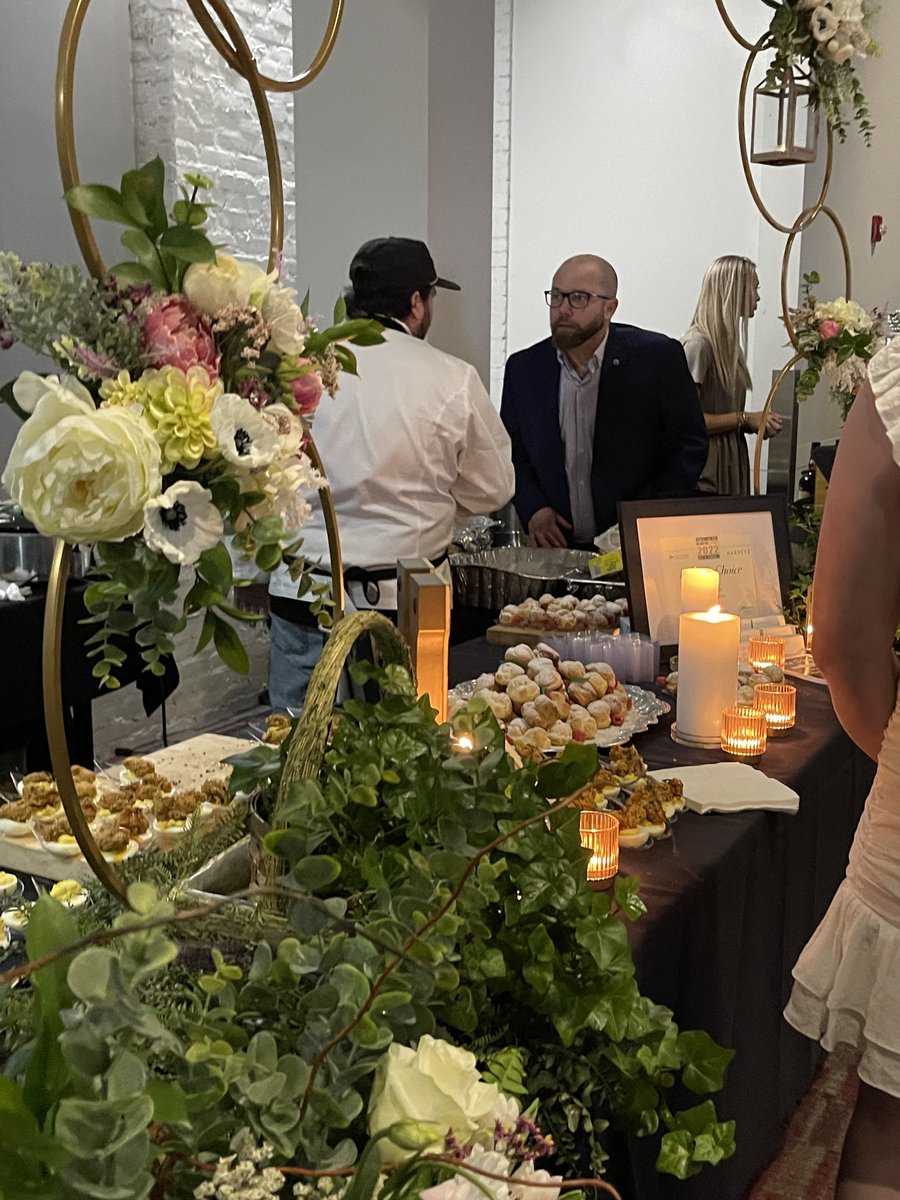 lynn_spruill's tweet photo. It’s the best ⁦@StarkvilleArts⁩ indoor event. #ForksandCorks Great food from Starkville’s finest. ⁦@COStarkville⁩ shines when it comes to events. https://t.co/LIQdfIVrcQ