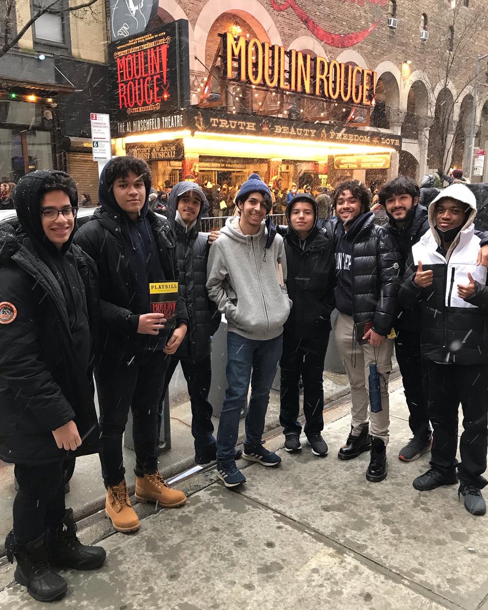 allhallowsarts's tweet photo. All Hallows @TDFNYC Wendy Wasserstein / Open Doors Scholars at @MoulinRougeBway and a special in-person post-show discussion @JohnsPizzeriaNY with amazing mentor #ScottEllis! #TruthBeautyFreedomLove https://t.co/VVmyIjS56V