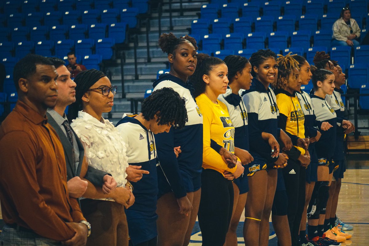 GSWAthletics's tweet photo. The Best in Program History.
A team that did things never done before. The foundation has been laid.
We will be back.
#CategoryFive🖐 | #WeTheStorm🌀 https://t.co/vVsCAc4zae