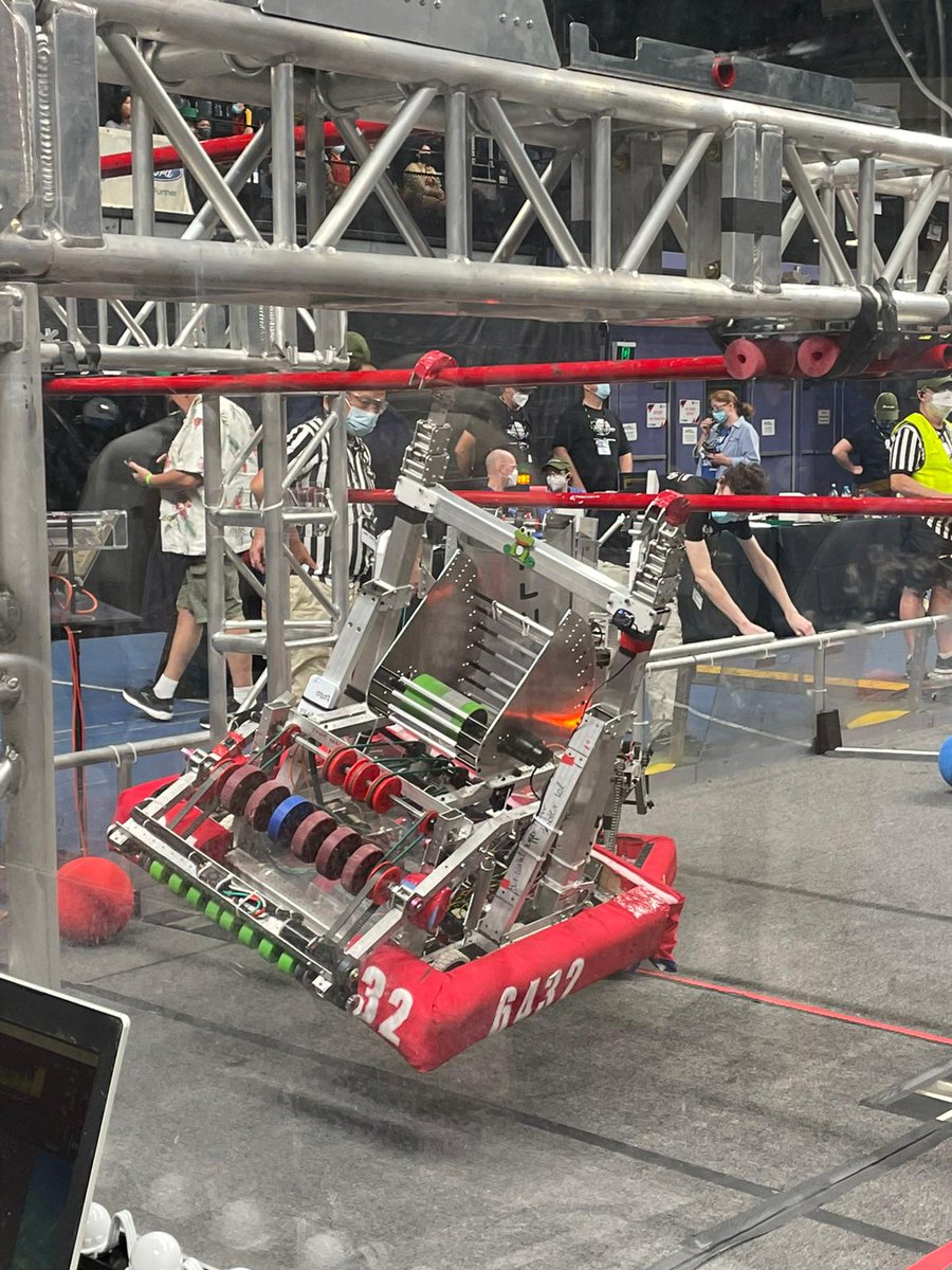 StCathsSTEM's tweet photo. Hanging with robots. https://t.co/AJbOt7GJro
