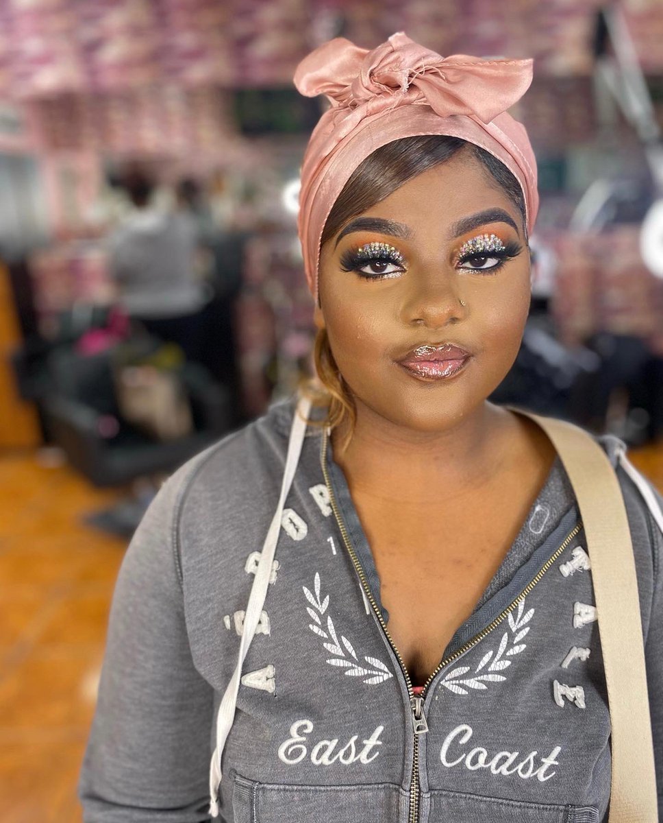 KendallCoates_'s tweet photo. 🧡🧡🧡🧡 #atlmakeupartist #atlmua #atlprom https://t.co/Js78XV1Ppf