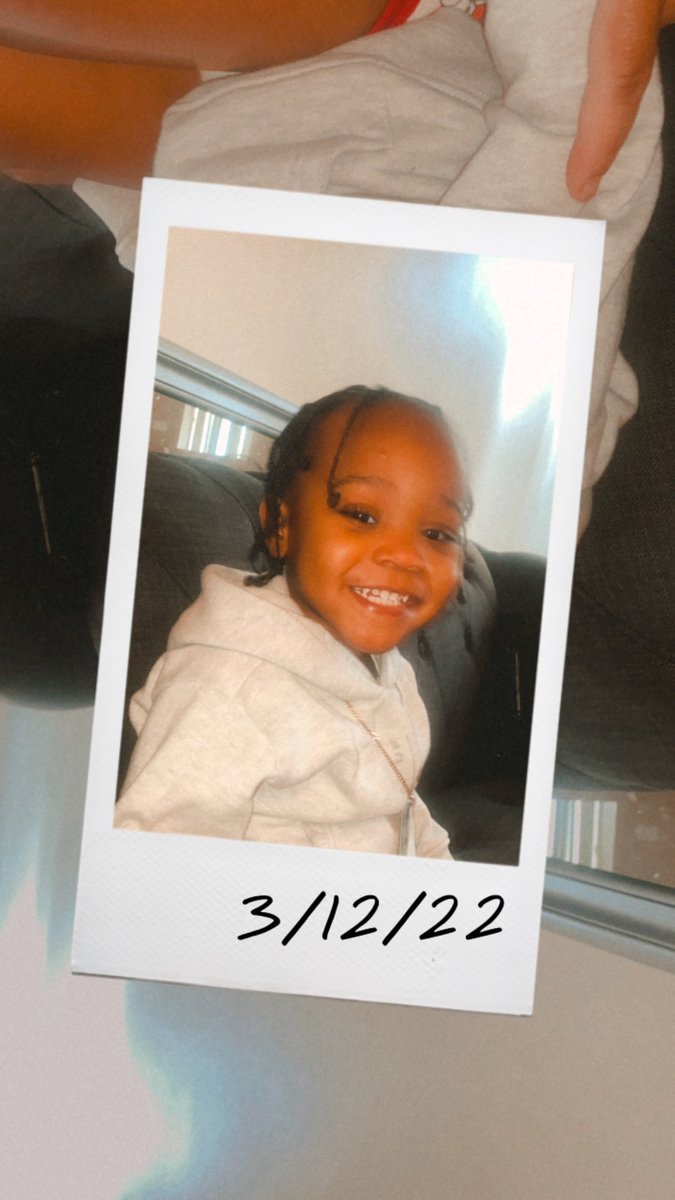 lovemonae_'s tweet photo. This smile keeps me going #babyPorter #LLAVIπ https://t.co/R0VX4NDSWS