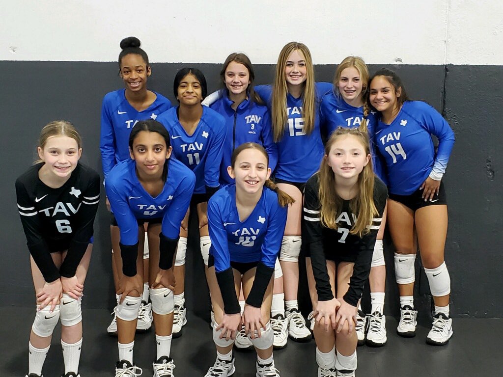 TAVVolleyball's tweet photo. #TAV13Molten advances to the Spring Challenge 13's Gold Bracket tomorrow morning! #GoTAV https://t.co/0HaDggaaiB