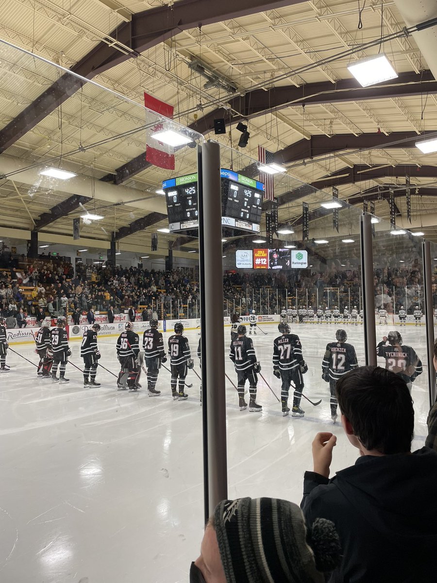 carolynmbinder's tweet photo. Enjoying the #SpectatorLife watching some playoff hockey at Lawson! Love that my wife asked to go to a hockey game for #datenight #LetsRide @TheNCHC @WMUHockey #cawlidgehawkey 🥅🥳🐴🥰 https://t.co/03i6LgFmX3