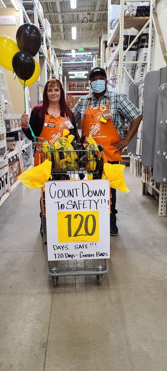 Amber Anderson tweet media