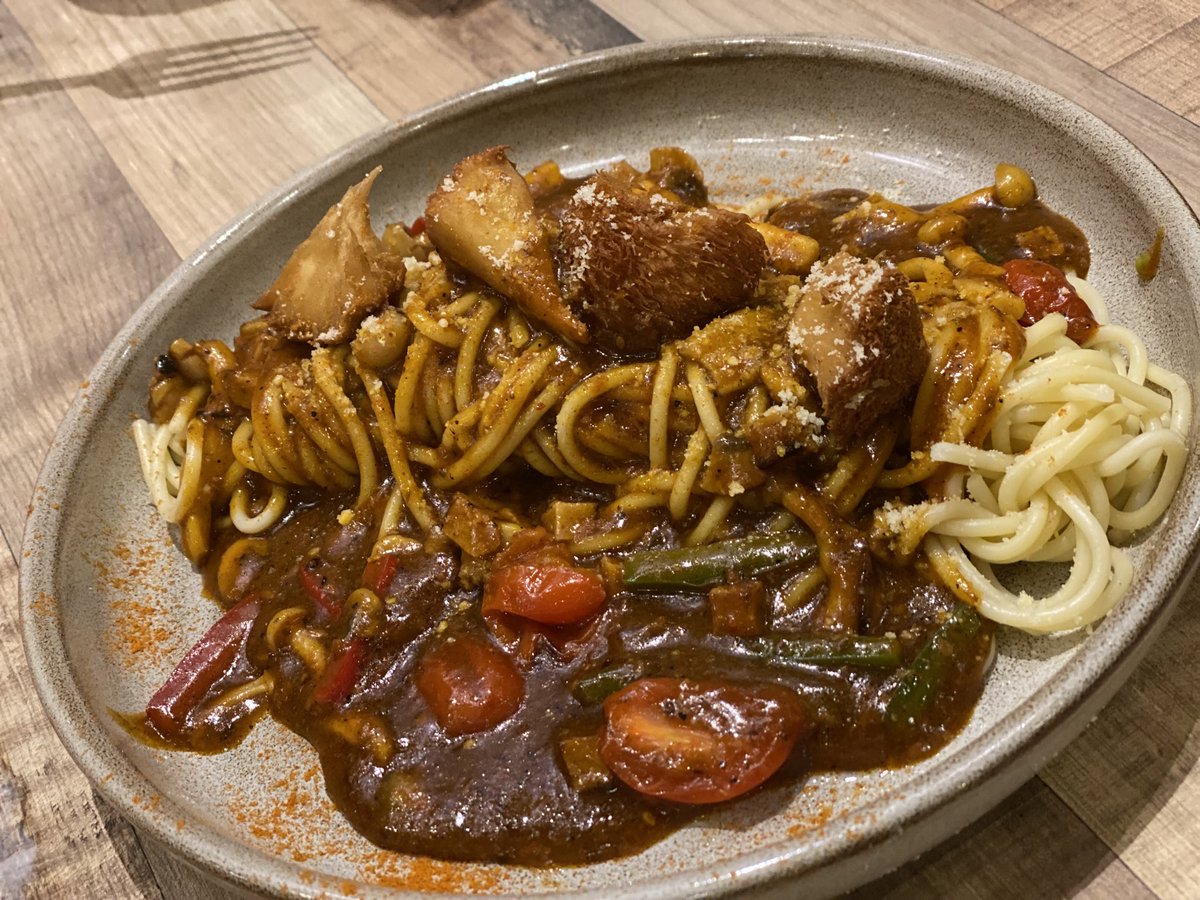 LetgonBehappy's tweet photo. Asian vegetarian lunch 🥰#vegan #vegetarian #veganism https://t.co/fH1DY1Ydhy