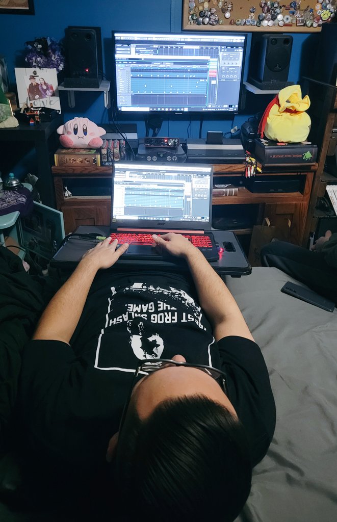 DebilityBand's tweet photo. Peak engineering posture increases aerodynamics. Can guarantee you'll mix 200% faster.

#audioengineer #Producer #metal #Deathmetal https://t.co/Gke7ekqUB1