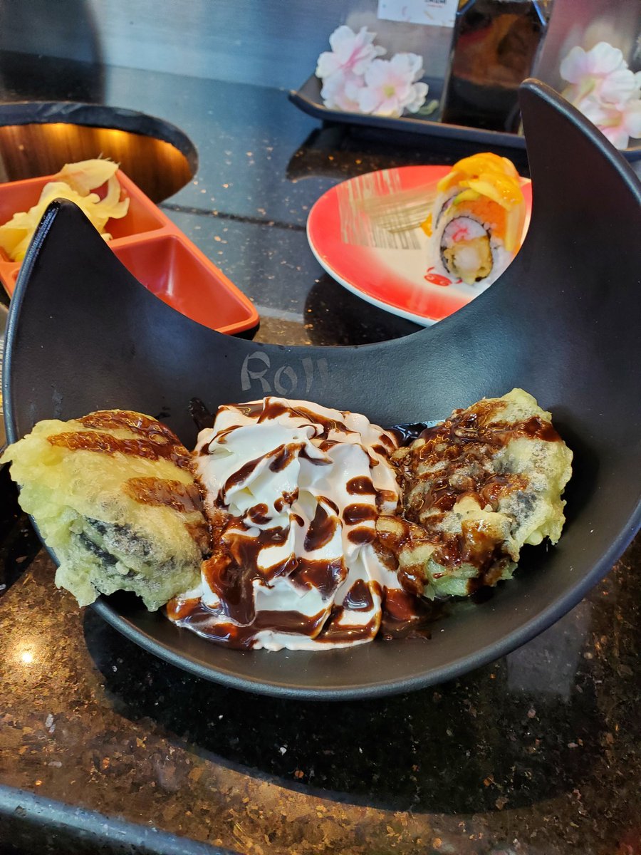 A big thank you goes out to the folks at Chubby Cattle. Everything was amazing! Try the deep fried oreos #denver #chubbycattledenver  #sushi