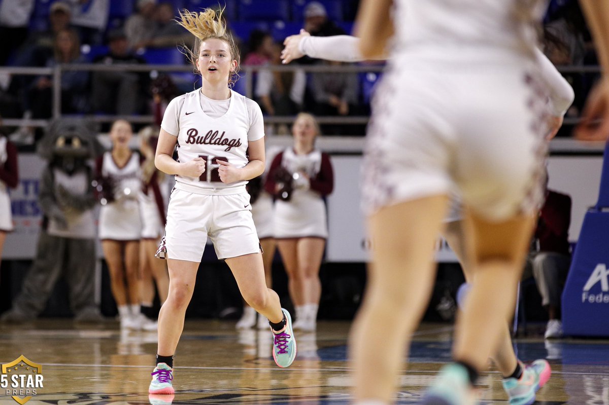 5StarPreps's tweet photo. CLASS 4A STATE CHAMPIONSHIP 

BEARDEN (36-3) wins its FIRST state girls basketball championship, knocking rival Farragut on Saturday night at MTSU’s Murphy Center. 

Win streak hits 22 for Bearden, as it goes 5-0 against Farragut this season. https://t.co/Vt0vRwFTqp