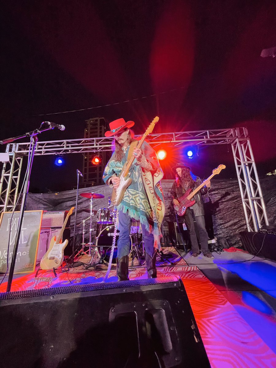 getibble's tweet photo. Paul Val Band performing at ibble’s #SXSW Music Showcase!
#SXSW #ibble #ibbleAPP #SXSW22 #music #ATX #Austin https://t.co/vggAHaAh3A