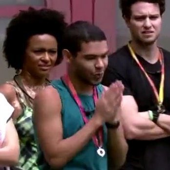 A cara da Natália e do Lucas vendo o Vyni “pedir” o monstro. #BBB22